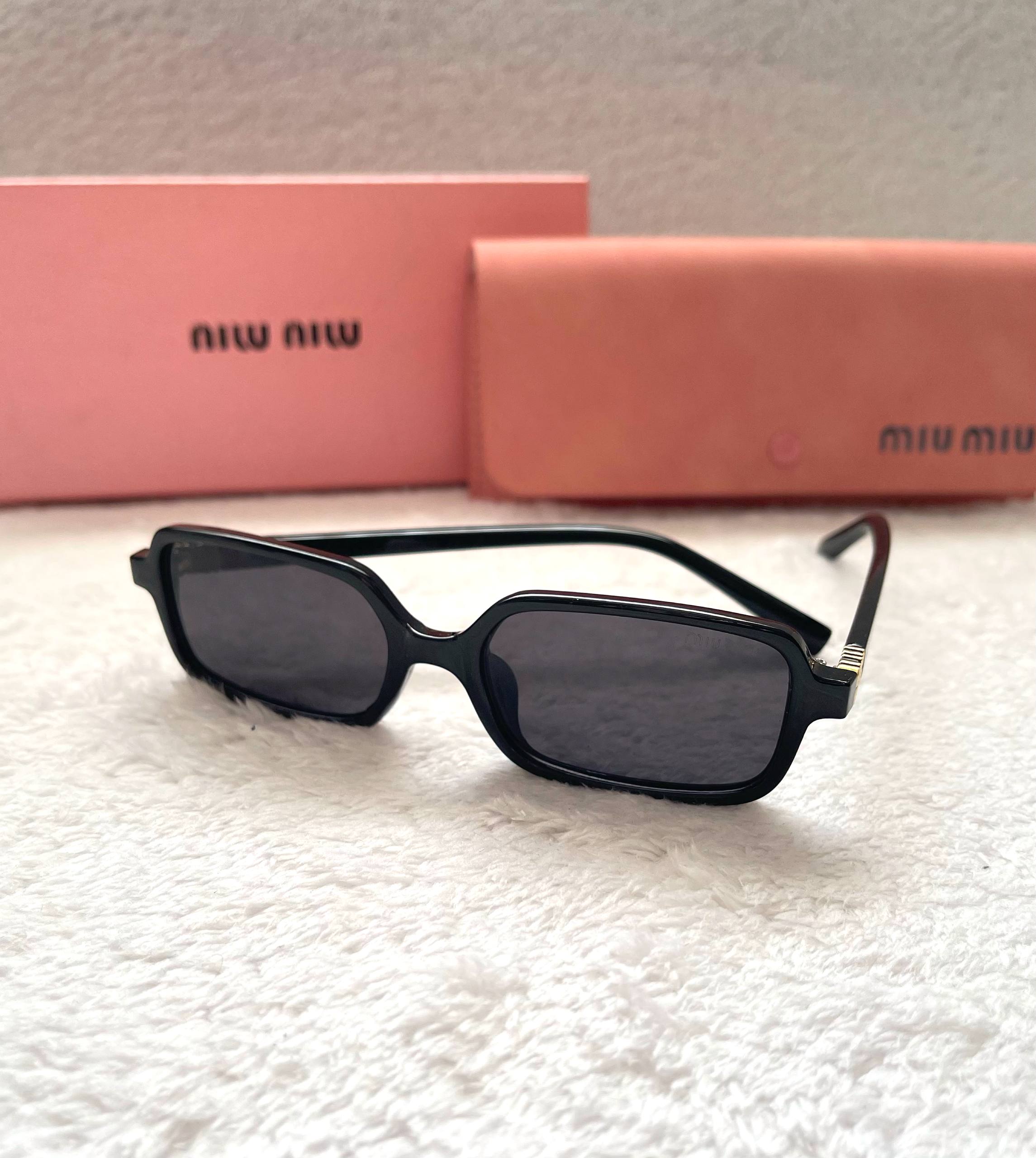 عینک میومیو مستطیلی (کد 139)